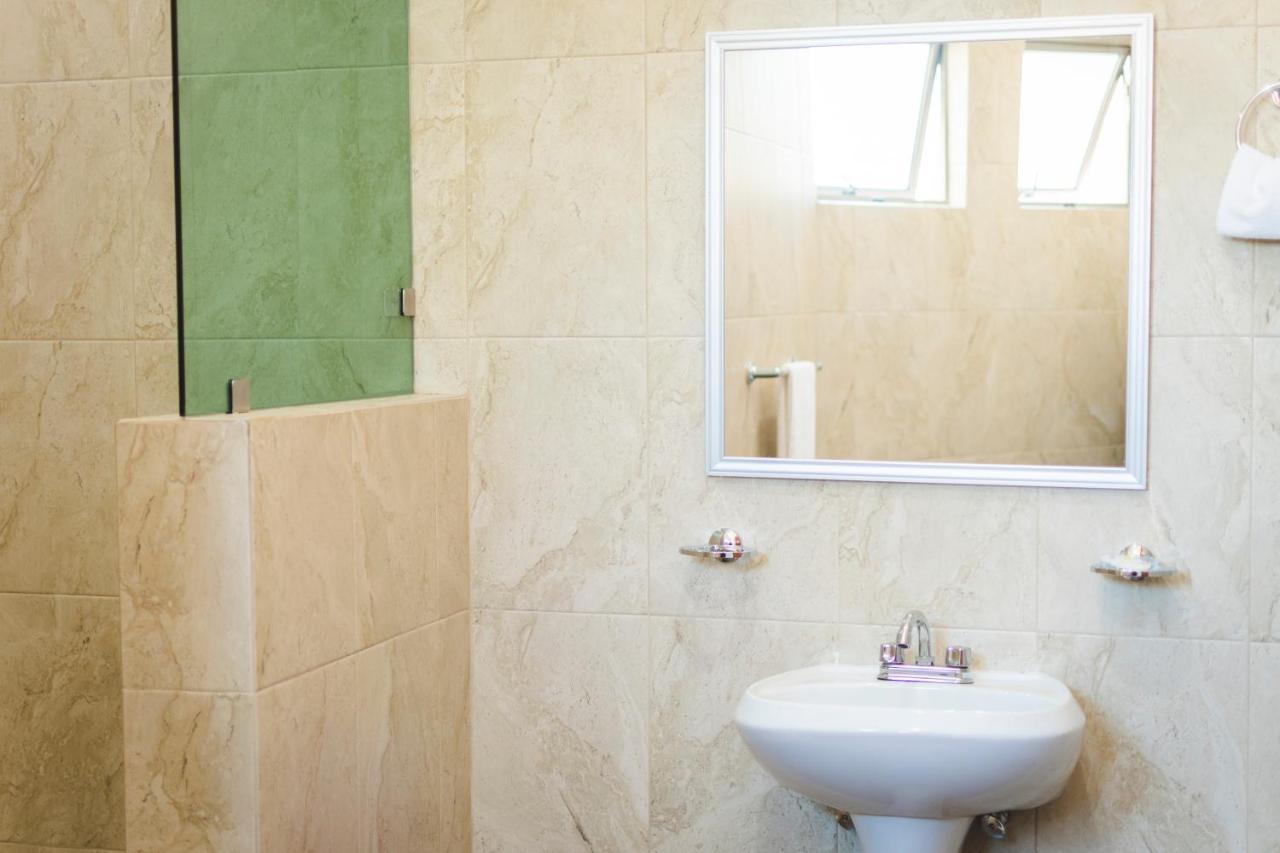La Lola Hotel & Suites Mazatlan Dış mekan fotoğraf